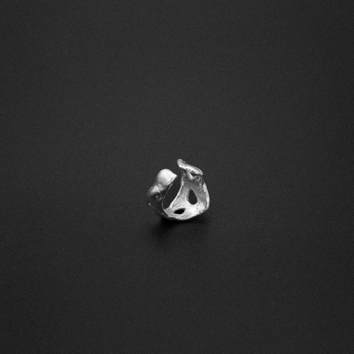 Ear Cuff T