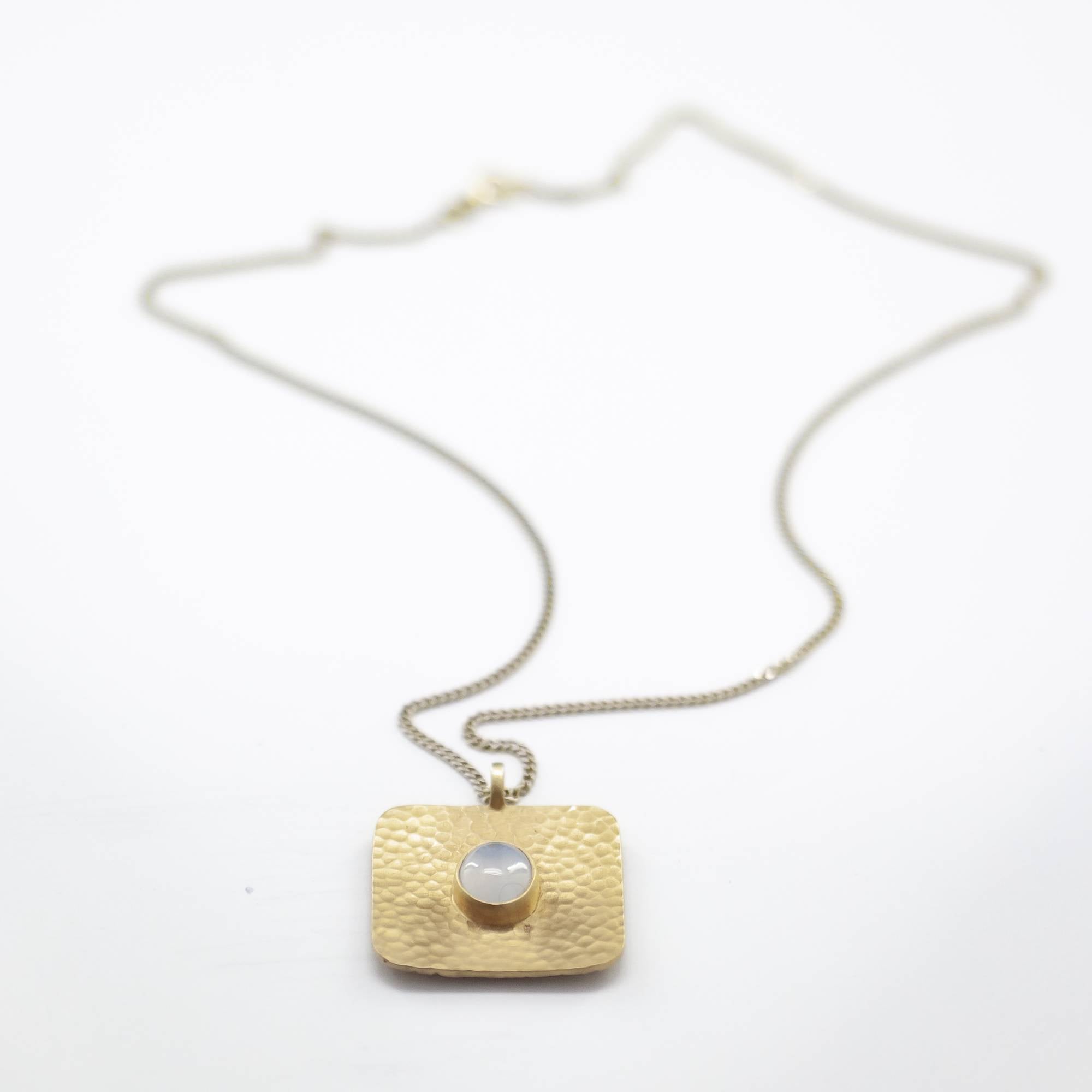 SADE Chalcedony Necklace - Gold