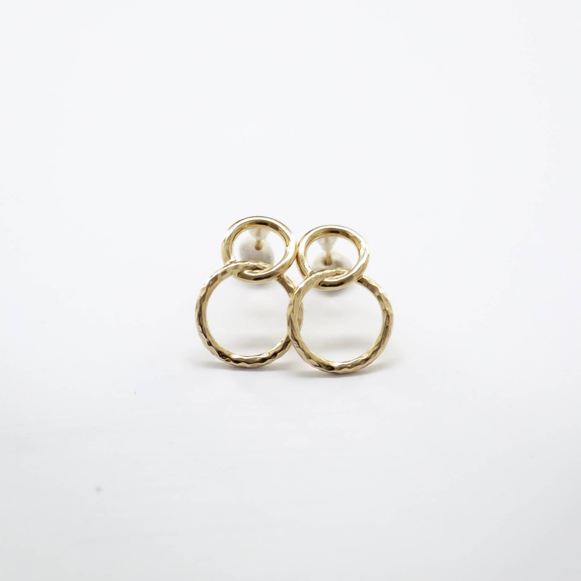 0.O Earrings - Gold