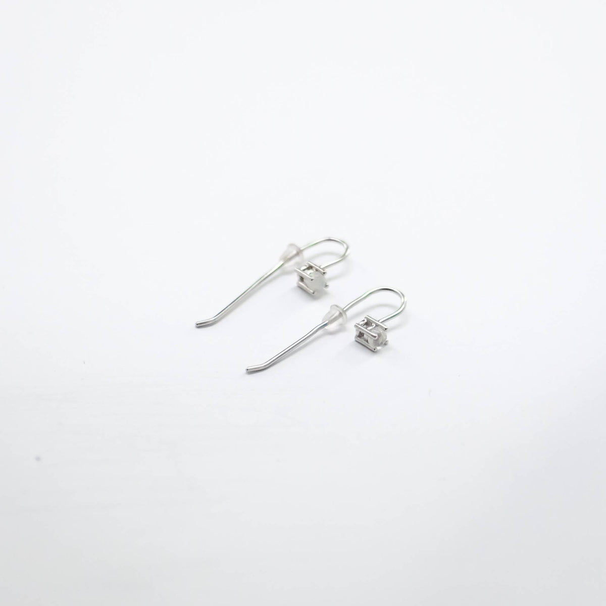 KIBAR Moonstone Earrings - Silver