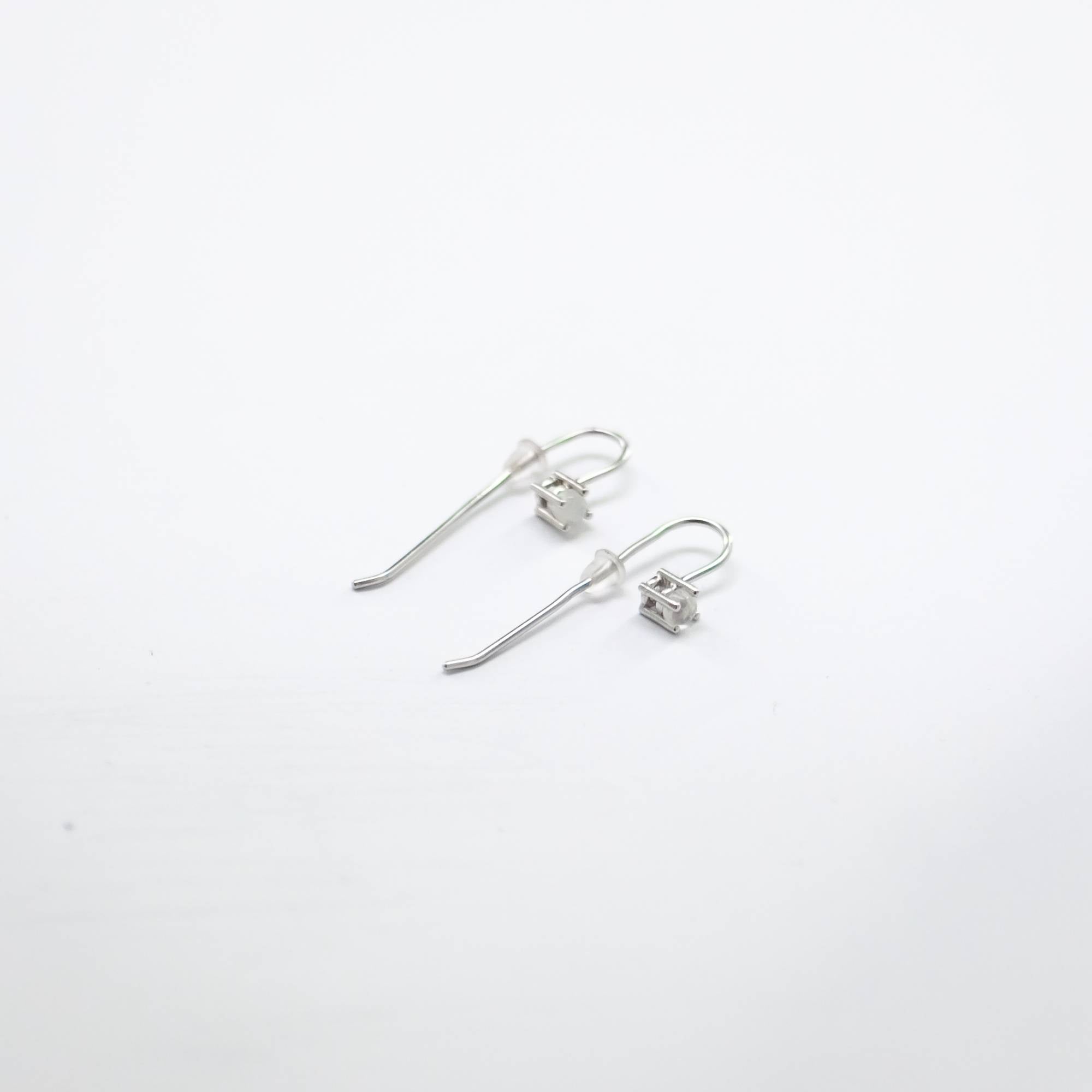 KIBAR Moonstone Earrings - Silver