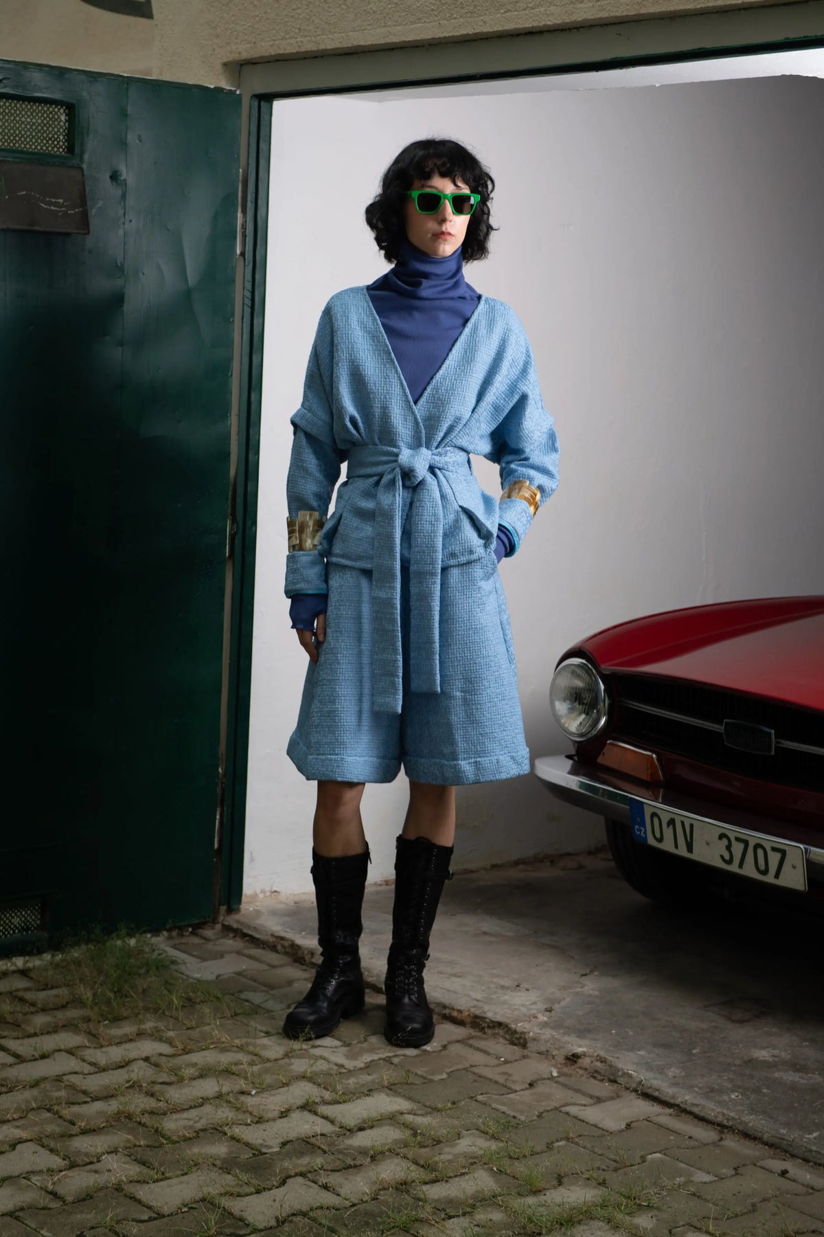 Hellblaue strukturierte Woll-Culotte
